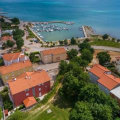 Cozy Ferienwohnung MELANIE 100m vom Strand auf der Insel Krk