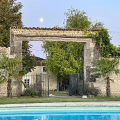 Maison de 3 chambres avec piscine partagee jardin clos et wifi a Saint Palais du Ne