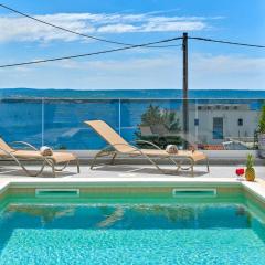 Modern Villa Futura with pool