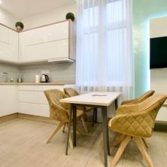 Standard Apartment by Hi5- Charming Apartment