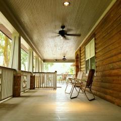 Charming Country Cabin with Self Check In