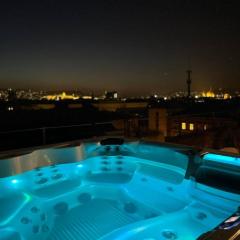 Elegant rooftop studio with shared terrace and jacuzzi MK2
