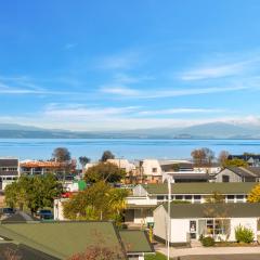 Lakeview Luxury - Taupo Holiday Apartment