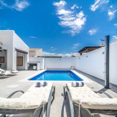 El Valle Golf Resort- Private Pool- Bbq- Parking
