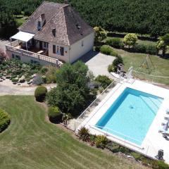 Gîte Rampieux, 6 pièces, 10 personnes - FR-1-616-82