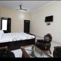 POP Hotel Amrit Castle 2