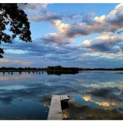 Over 200' of Shoreline on Foot Lake!! Great Fishing Year Round!