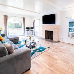 Large Spacious 3 Bedroom 3 Bathroom by Beverly Hills