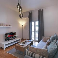 Beautiful Athenian apartment next to the center