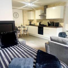 #215 1 Bed Serviced Apartment