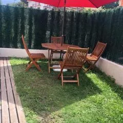 El Gurugú, bajo con jardin a 200m de la playa de Barro