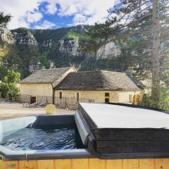 Manoir du Charme dans les Gorges du Tarn Causses LOZERE