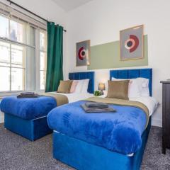 Newcastle's Most Central Apartment - Sleeps 10