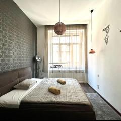 Wonderful DESIGN Apartment In the City Centre