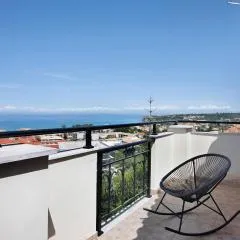 Yiannis Suite with Sea View 10