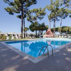 PLANALTO - Cosy house for 4 in a private condo with pool at Vilamoura