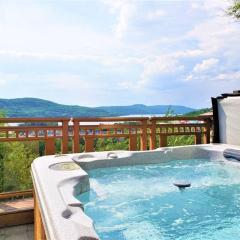 ALTITUDE 170-2 / PRIVATE Hot Tub on HUGE Terrace