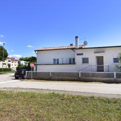 Apartments with a parking space Umag - 21359