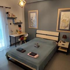 HoneyBee 3 - Cozy studio in the center of Athens