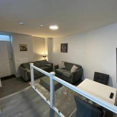 Modern Apartment - Wick Harbour