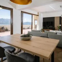 Mare Apartment Costal Gem