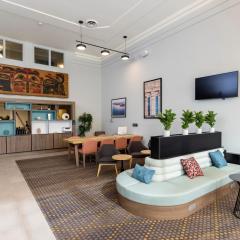 Holiday Inn Victoria - Elk Lake by IHG