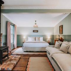 Black Springs - A Romantic Bushland Escape