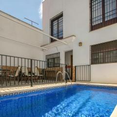 Amazing Home In Villarrubia With Outdoor Swimming Pool, Wifi And Swimming Pool
