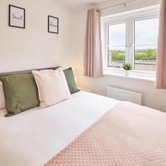 Host & Stay - Cayton Bay Cottage