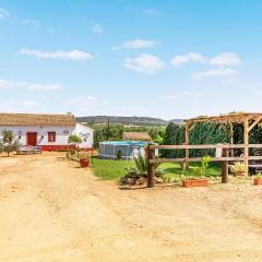 Lovely Home In La Puebla Los Infantes With Kitchenette