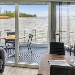 Awesome Ship-boat In Biddinghuizen With Wifi And 2 Bedrooms