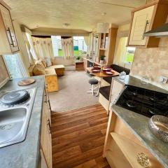 6 berth holiday home on seawick