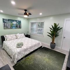 Tranquility in paradise- 2 bedroom villa w/parking