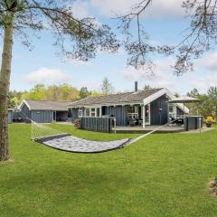 Nice Home In Hals With Kitchen