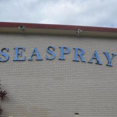 Seaspray no 5 - Bring your own linen.