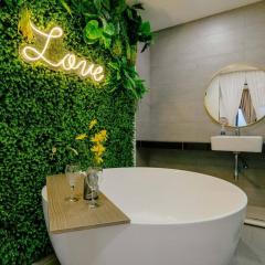 The Pano Residence Jalan Ipoh Insta-worthy Bath Tub Studio 浴缸MRT