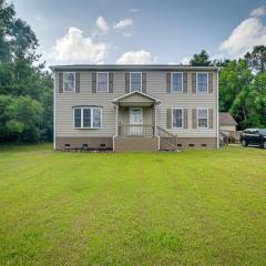 Spacious Myrtle Beach House with Deck and Gas Grill!