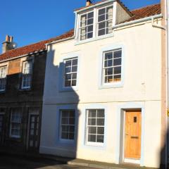 Coast Cottage- traditional fishermans cottage