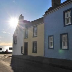 Oyster Cottage- relaxing retreat by the sea