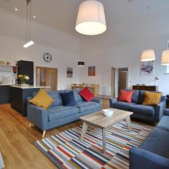 Academy Apartment Anstruther- stunning luxury home