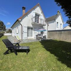 Maison avec jardin clos, à 600m de la plage, 4 chambres, barbecue, proche commerces et attractions - FR-1-361-495