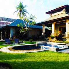3BR Beautiful Villa Queen With Stunning Rice Field