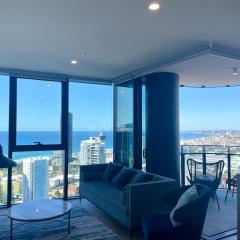 Luxury 2 bedrm apartment in Broadbeach- Be a Star in Tower One of the casino 2 bedroom apartment 334F