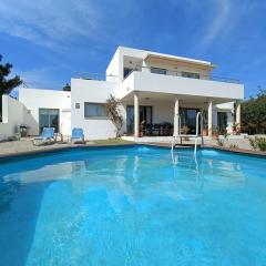 Modern Villa in Cala Jondal Porroig