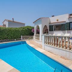 Casa Kintore A beautiful family friendly villa situated in the heart of S’Algar