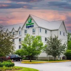 Holiday Inn Express & Suites - Lincoln East - White Mountains by IHG