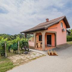 Holiday Home Vesna with Sauna