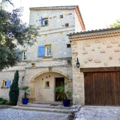 Villa de 4 chambres avec vue sur la ville piscine privee et jardin clos a Saint Maximin la Sainte Baume