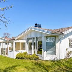 Amazing Home In Falkenberg With Kitchen