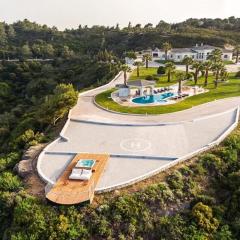Crown Royal Luxury Villa Estates